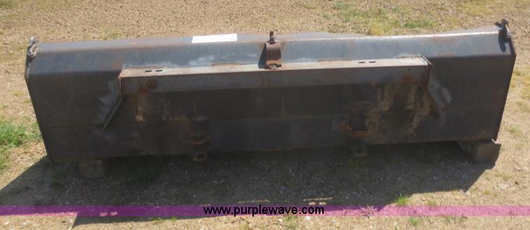 image for item F8251 7' bucket