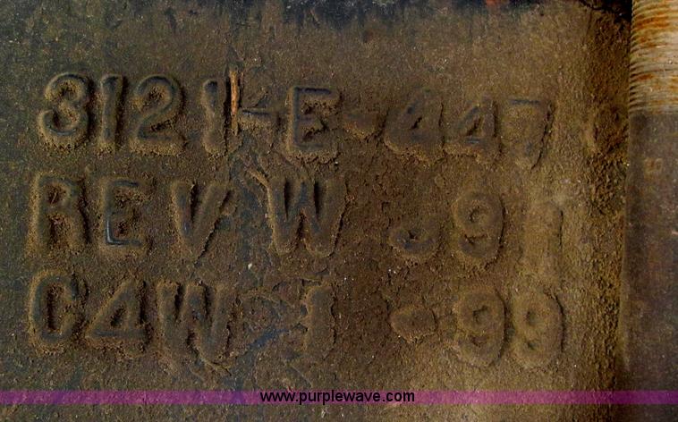 image for item G2345 2002 Sterling L8500 liquid applicator