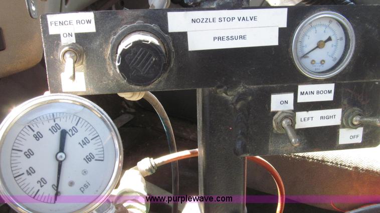 image for item G2345 2002 Sterling L8500 liquid applicator