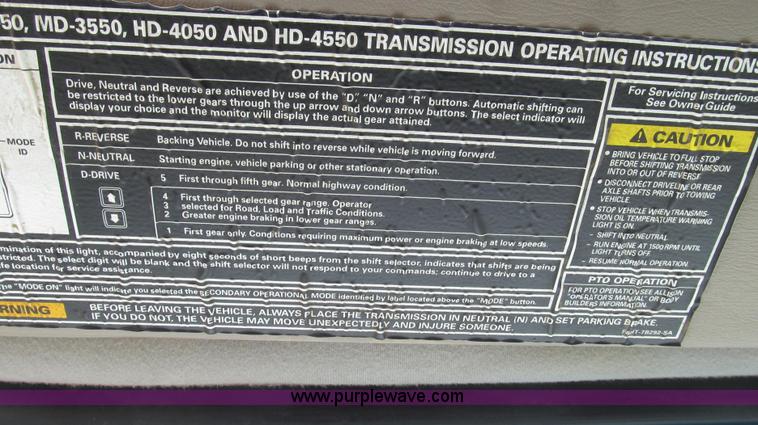 image for item G2345 2002 Sterling L8500 liquid applicator