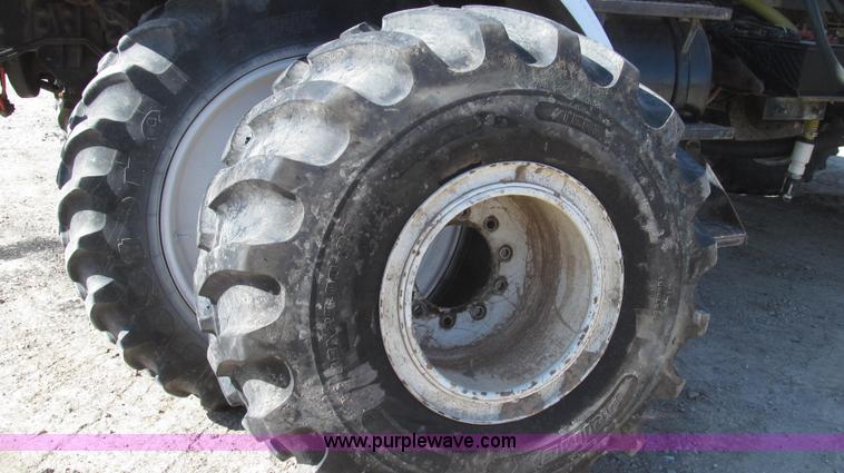 image for item G2345 2002 Sterling L8500 liquid applicator