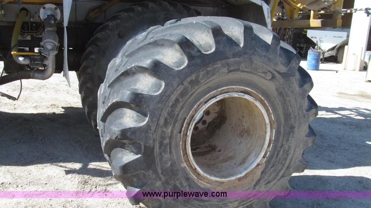 image for item G2345 2002 Sterling L8500 liquid applicator