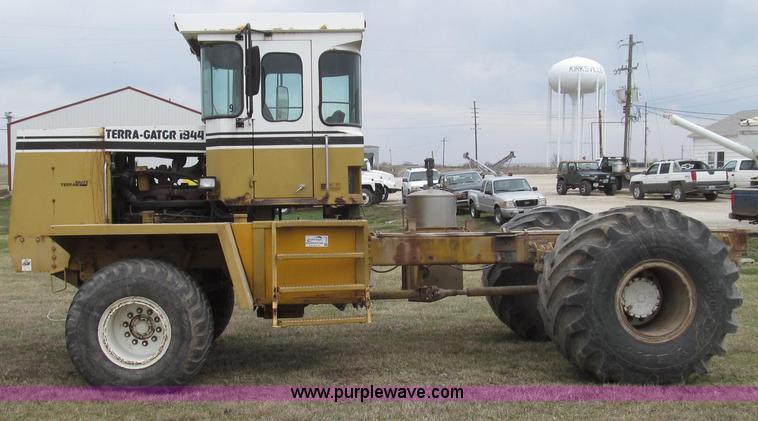 image for item G2347 1997 Ag-Chem TerraGator 1844 sprayer cab and chassis