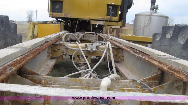 image for item G2347 1997 Ag-Chem TerraGator 1844 sprayer cab and chassis