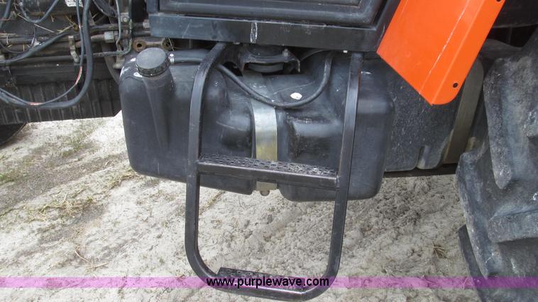 image for item G2353 1994 AGCO Allis 6680 tractor