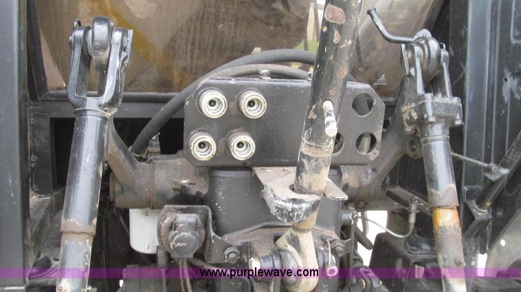 image for item G2353 1994 AGCO Allis 6680 tractor