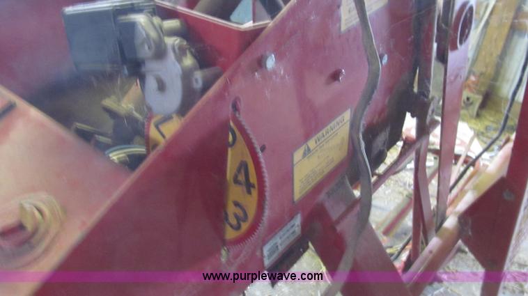 image for item G2355 New Holland 75 hydraulic bale thrower