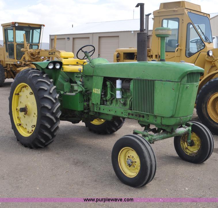 image for item G6471 1965 John Deere 4020 tractor