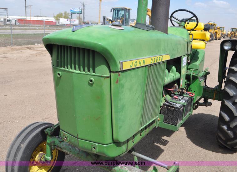 image for item G6471 1965 John Deere 4020 tractor