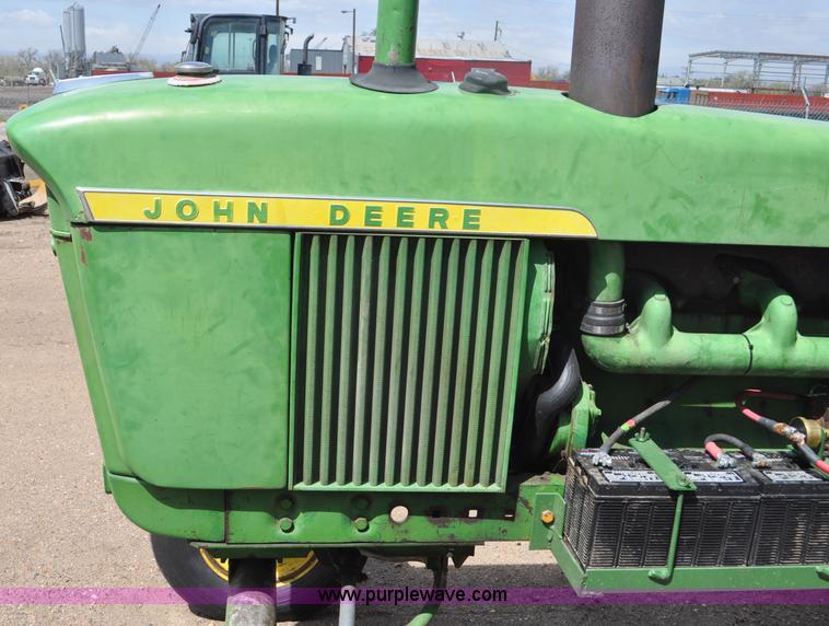 image for item G6471 1965 John Deere 4020 tractor