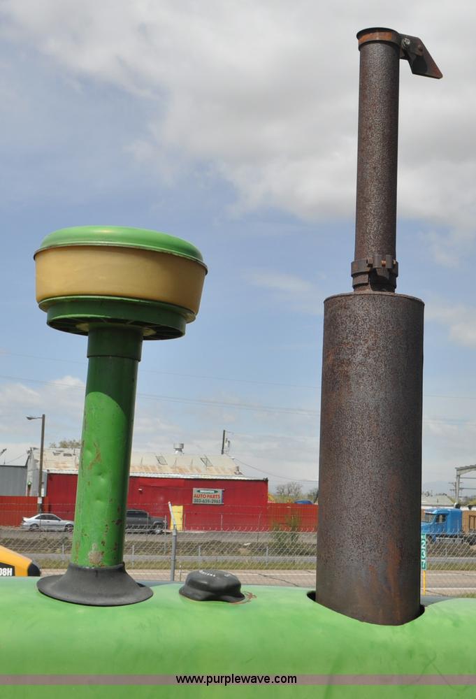 image for item G6471 1965 John Deere 4020 tractor