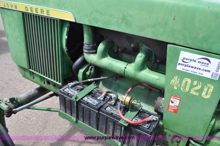 image for item G6471 1965 John Deere 4020 tractor