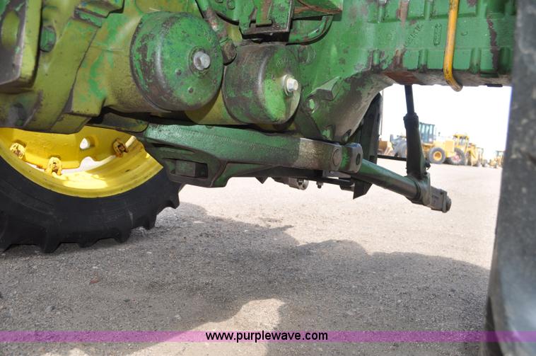 image for item G6471 1965 John Deere 4020 tractor