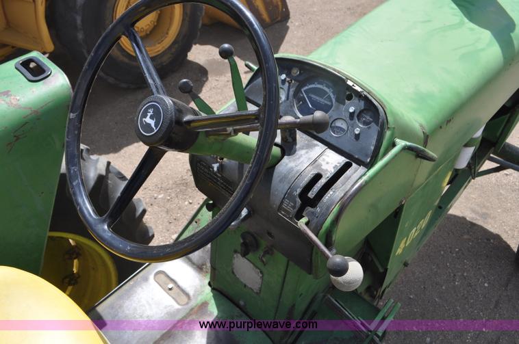 image for item G6471 1965 John Deere 4020 tractor