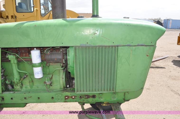 image for item G6471 1965 John Deere 4020 tractor