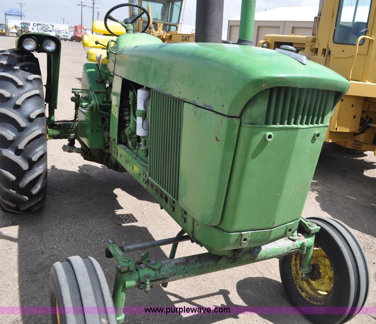 image for item G6471 1965 John Deere 4020 tractor