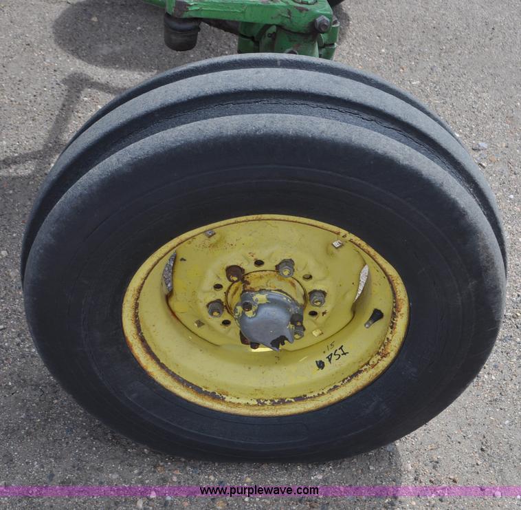 image for item G6471 1965 John Deere 4020 tractor