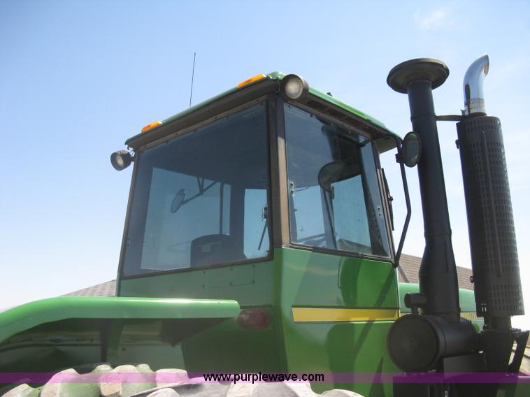 image for item G8411 1988 John Deere 8650 4WD tractor