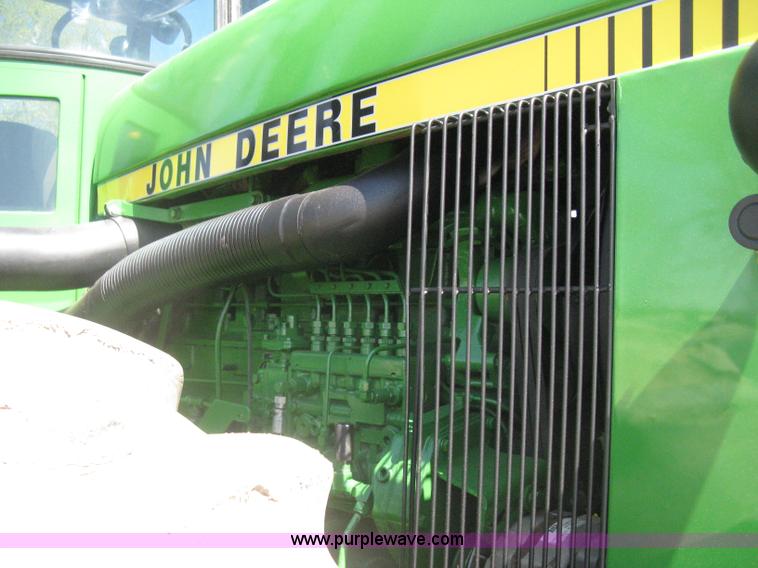 image for item G8411 1988 John Deere 8650 4WD tractor