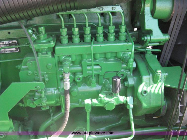 image for item G8411 1988 John Deere 8650 4WD tractor