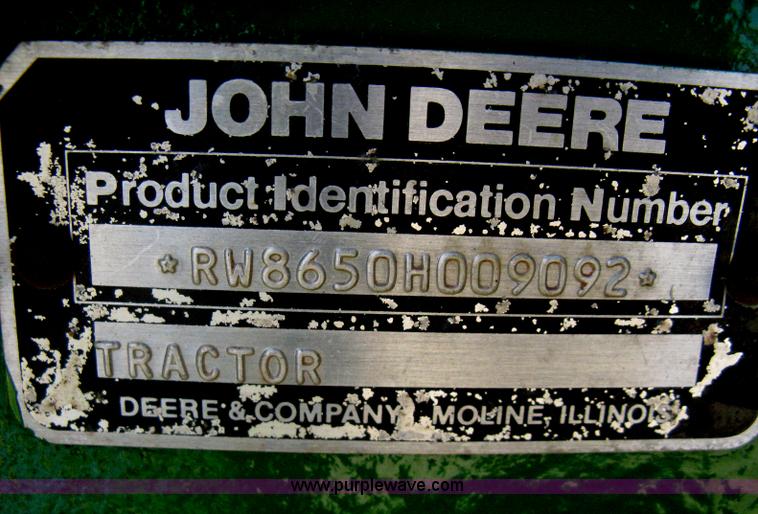 image for item G8411 1988 John Deere 8650 4WD tractor