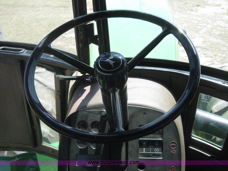 image for item G8411 1988 John Deere 8650 4WD tractor
