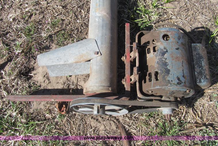 image for item G8414 12'L x 4" diameter grain auger