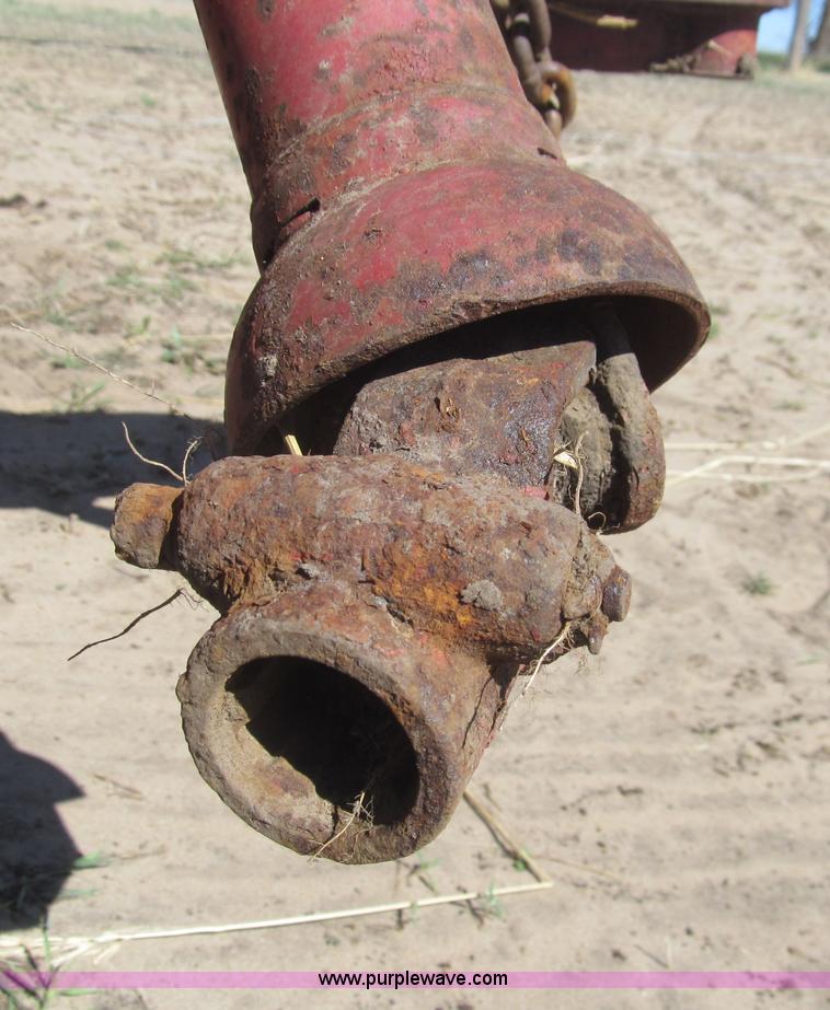 image for item G8420 New Holland Stackliner 1037 bale wagon