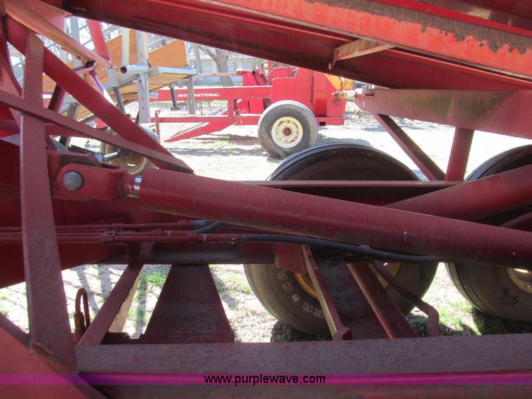 image for item G8420 New Holland Stackliner 1037 bale wagon