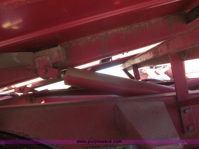 image for item G8420 New Holland Stackliner 1037 bale wagon