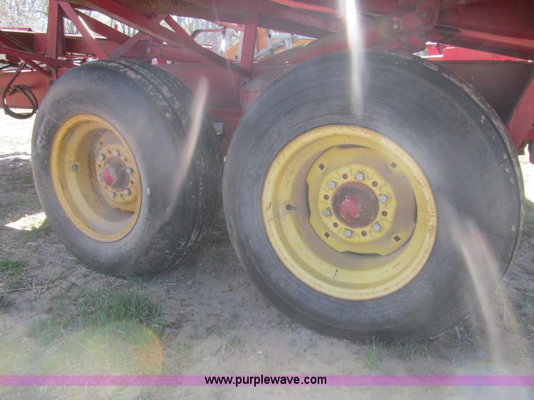 image for item G8420 New Holland Stackliner 1037 bale wagon