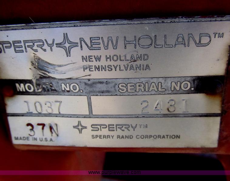 image for item G8420 New Holland Stackliner 1037 bale wagon