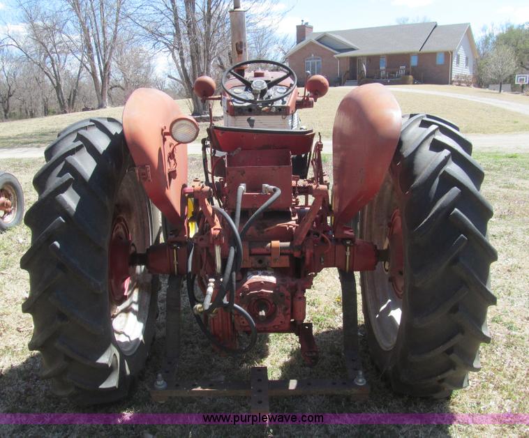 image for item G8423 McCormick Farmall 340 tractor