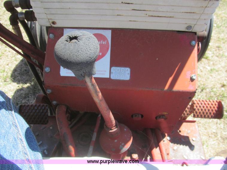 image for item G8423 McCormick Farmall 340 tractor