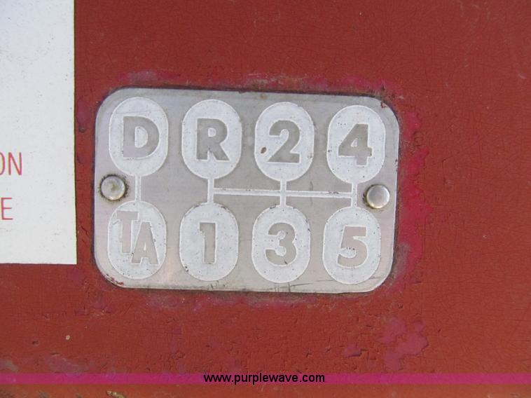 image for item G8423 McCormick Farmall 340 tractor