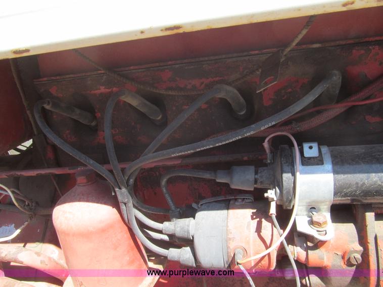 image for item G8423 McCormick Farmall 340 tractor