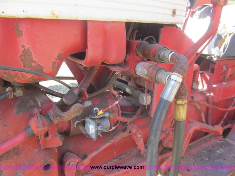image for item G8423 McCormick Farmall 340 tractor