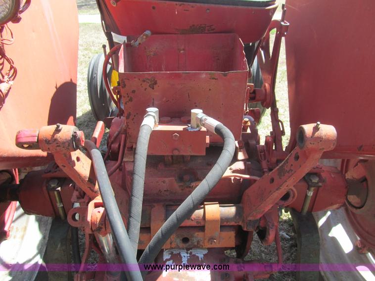 image for item G8423 McCormick Farmall 340 tractor