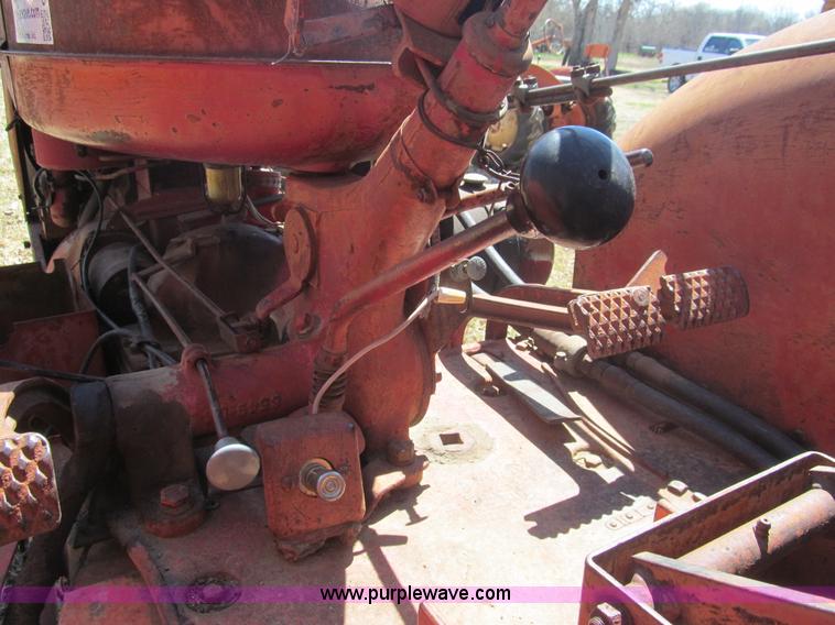 image for item G8428 International W6 tractor