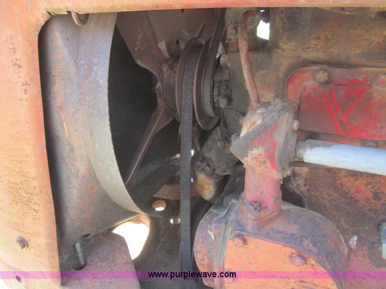 image for item G8428 International W6 tractor