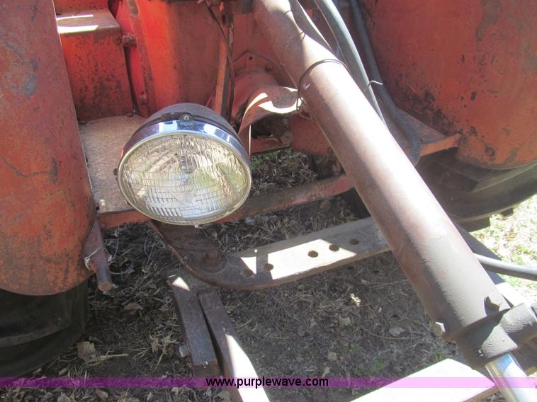 image for item G8428 International W6 tractor