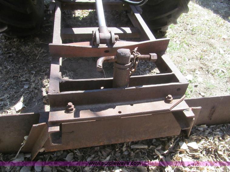 image for item G8428 International W6 tractor