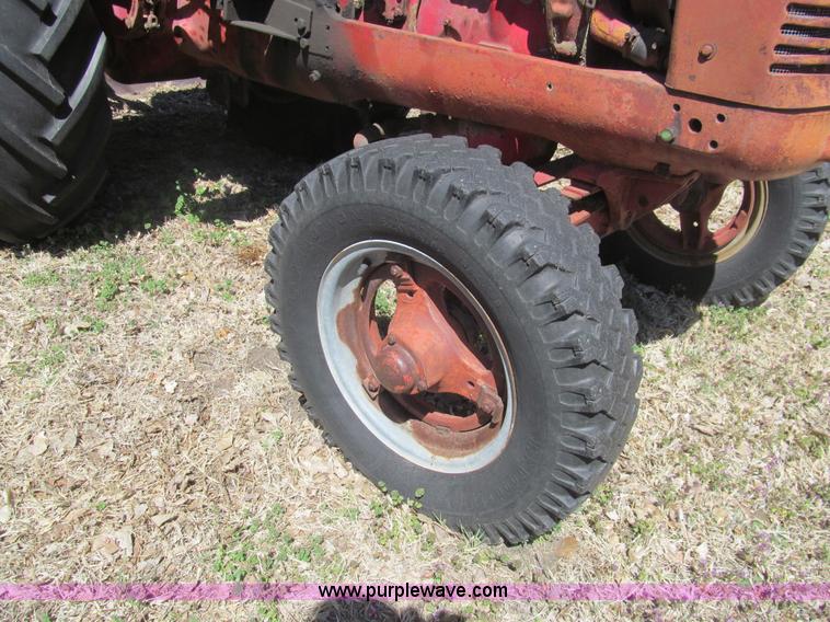 image for item G8428 International W6 tractor