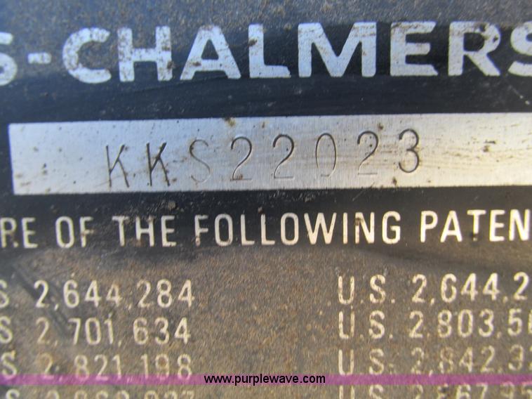 image for item G9323 1976 Allis Chalmers Gleaner K combine