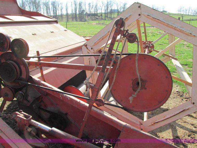 image for item G9324 Allis Chalmers 72 All-Crop combine