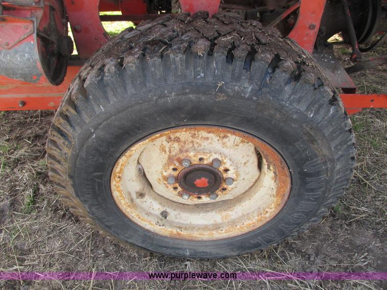 image for item G9324 Allis Chalmers 72 All-Crop combine