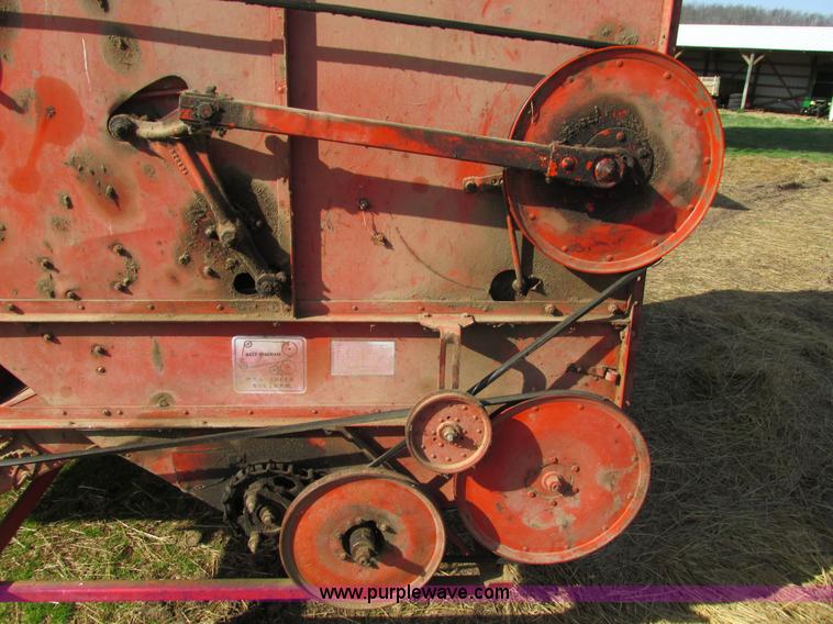 image for item G9324 Allis Chalmers 72 All-Crop combine