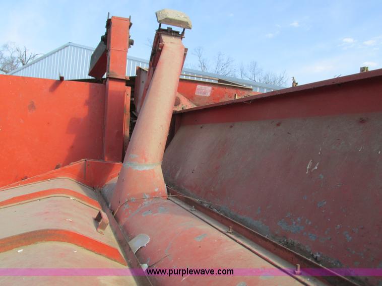 image for item G9324 Allis Chalmers 72 All-Crop combine