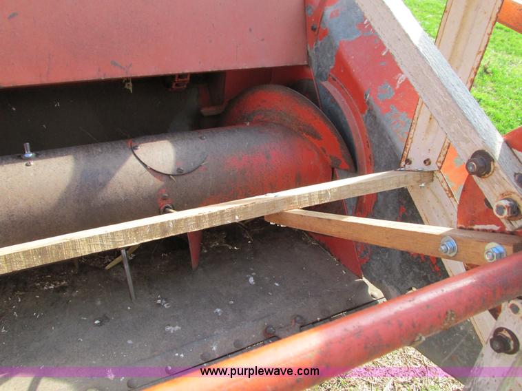 image for item G9324 Allis Chalmers 72 All-Crop combine