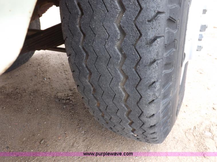 image for item H1952 1959 Ford F600 grain truck